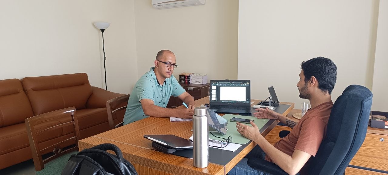 Forward Deployed Engineer collaborating with a client on AI integration